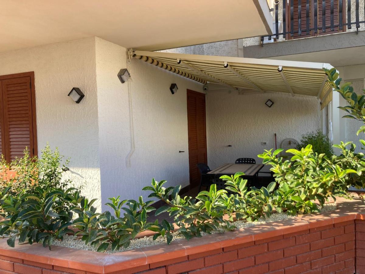 Il Paguro Apartment Giardini Naxos con piscina condominiale Esterno foto